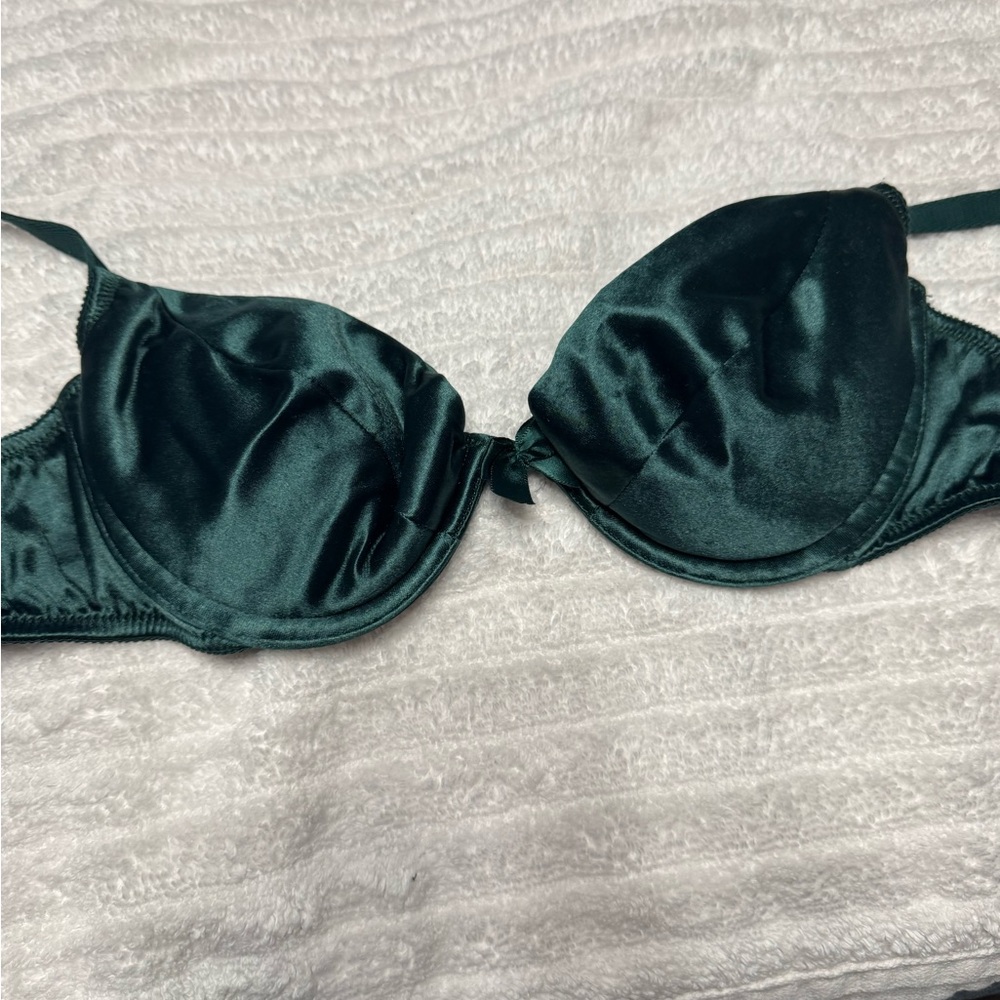Victoria's Secret Satin Teal Bra